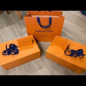 Louis Vuitton Shoes/ sweater box